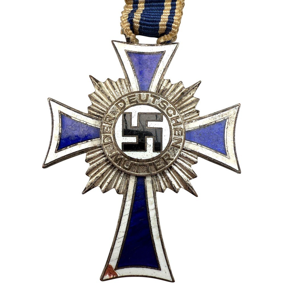 Original WWII German 'Mutterkreuz' in silver — image 2