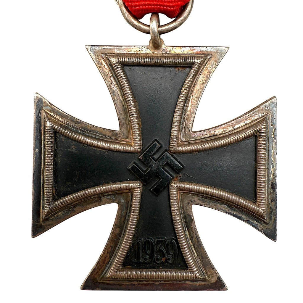Original WWII German Iron Cross 2nd class – Maker 100 'Wächtler & Lange' — image 3