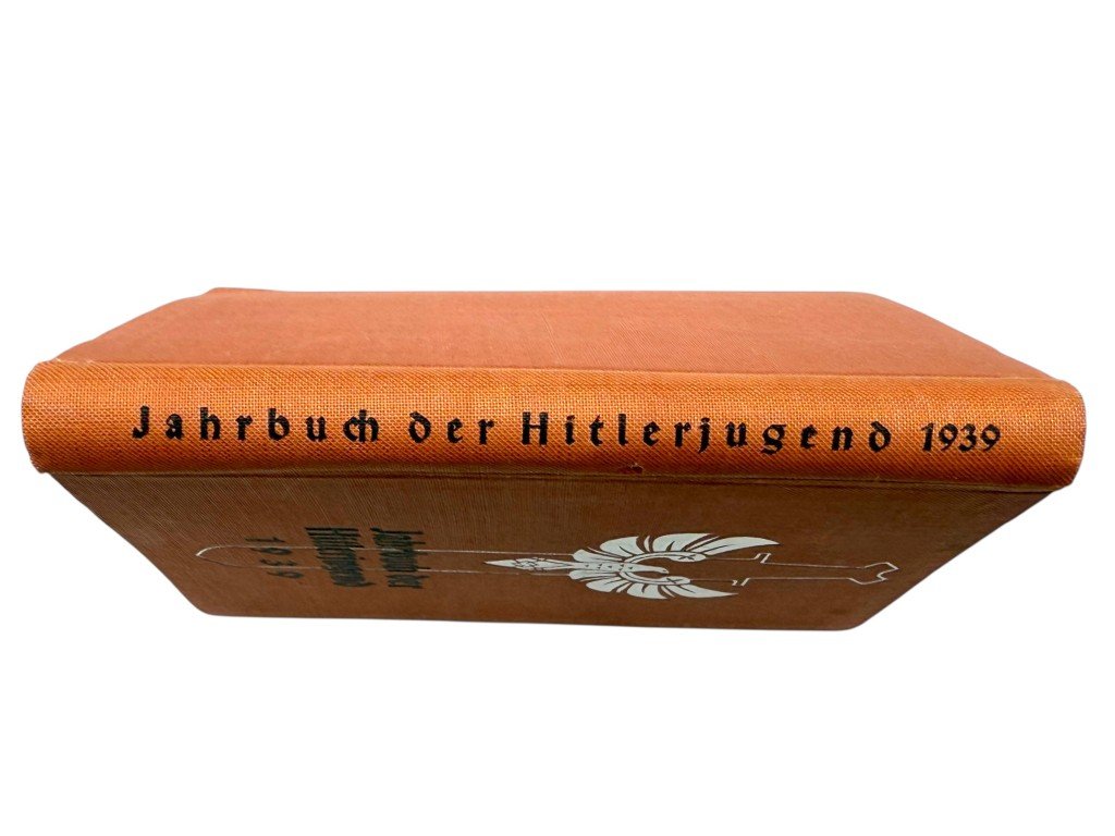 Original WWII German HJ 'Jahrbuch der Hitlerjugend 1939' booklet — image 12