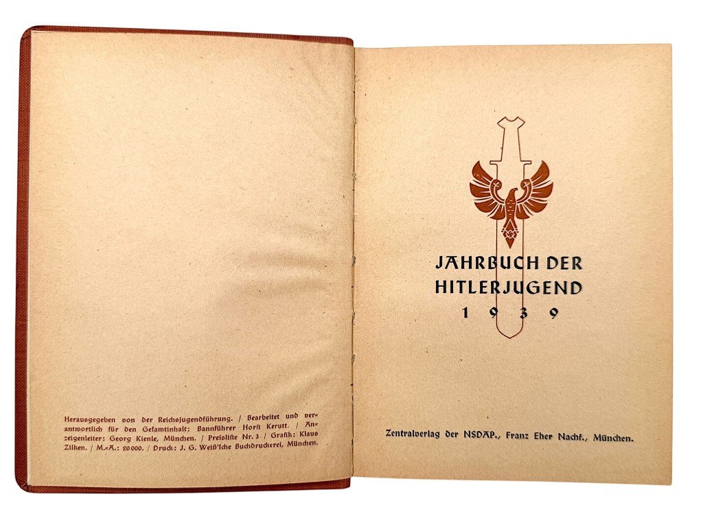 Original WWII German HJ 'Jahrbuch der Hitlerjugend 1939' booklet — image 3