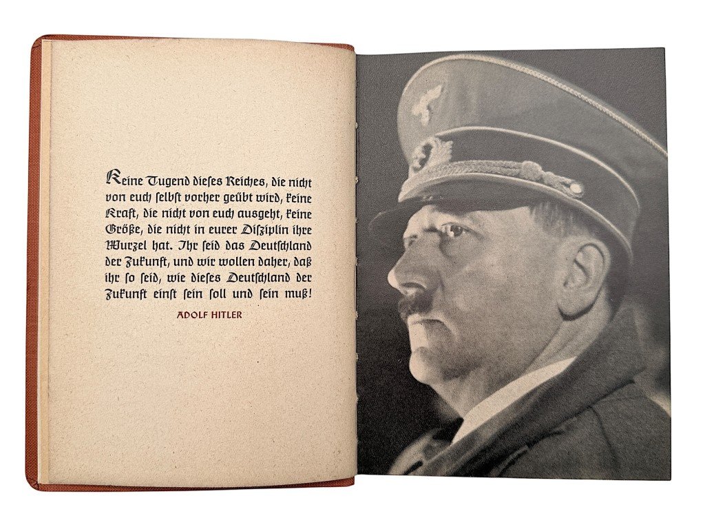 Original WWII German HJ 'Jahrbuch der Hitlerjugend 1939' booklet — image 4