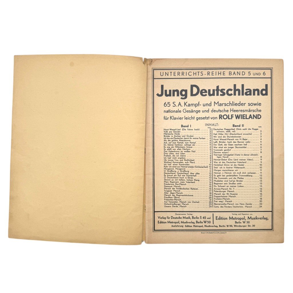 Original WWII German Hitlerjugend song booklet — image 2