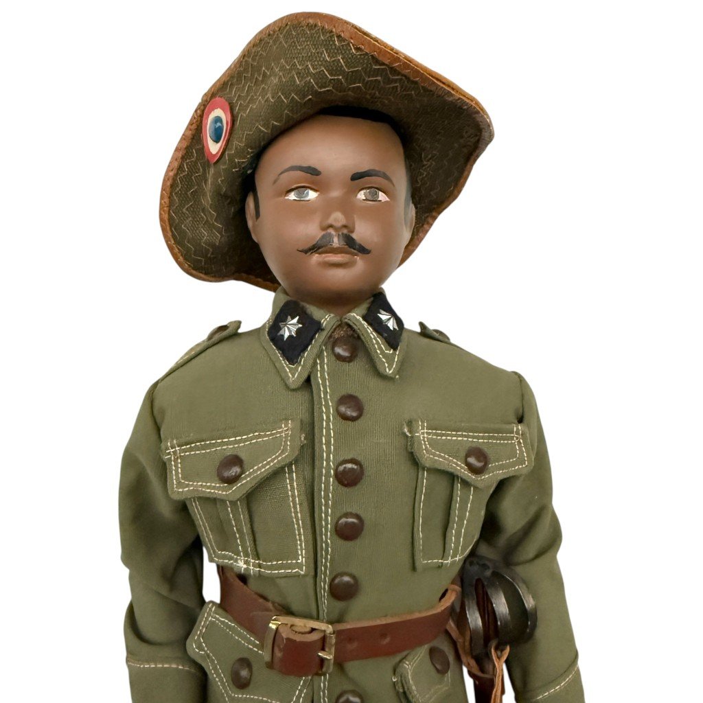 Original 1930s Dutch KNIL doll — image 3