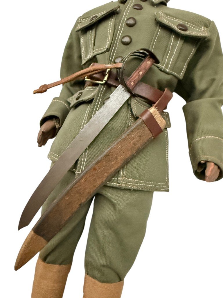 Original 1930s Dutch KNIL doll — image 7