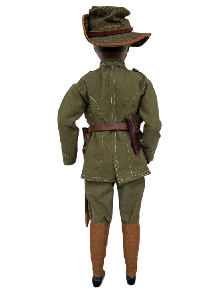 Original 1930s Dutch KNIL doll — image 9