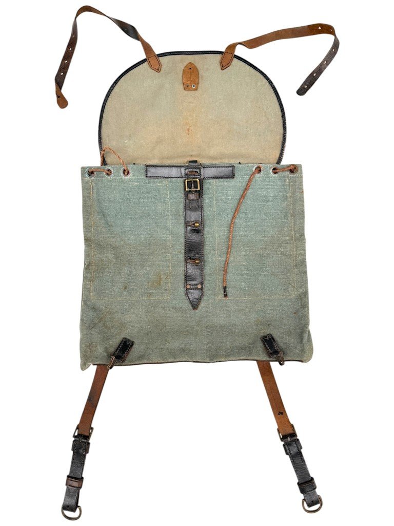 Original Pre 1940 Dutch 'Politietroepen' rucksack — image 3