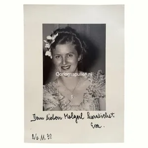 Original 1938 German Eva Braun portrait photo with handwritten inscription