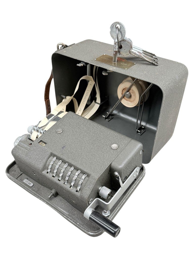 Original Swedish/Dutch-Indies Hagelin C-446-A cipher machine — image 4
