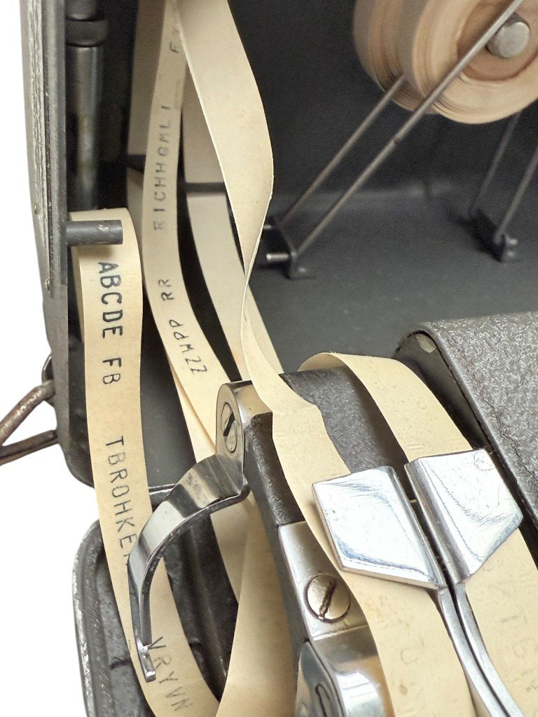 Original Swedish/Dutch-Indies Hagelin C-446-A cipher machine — image 8