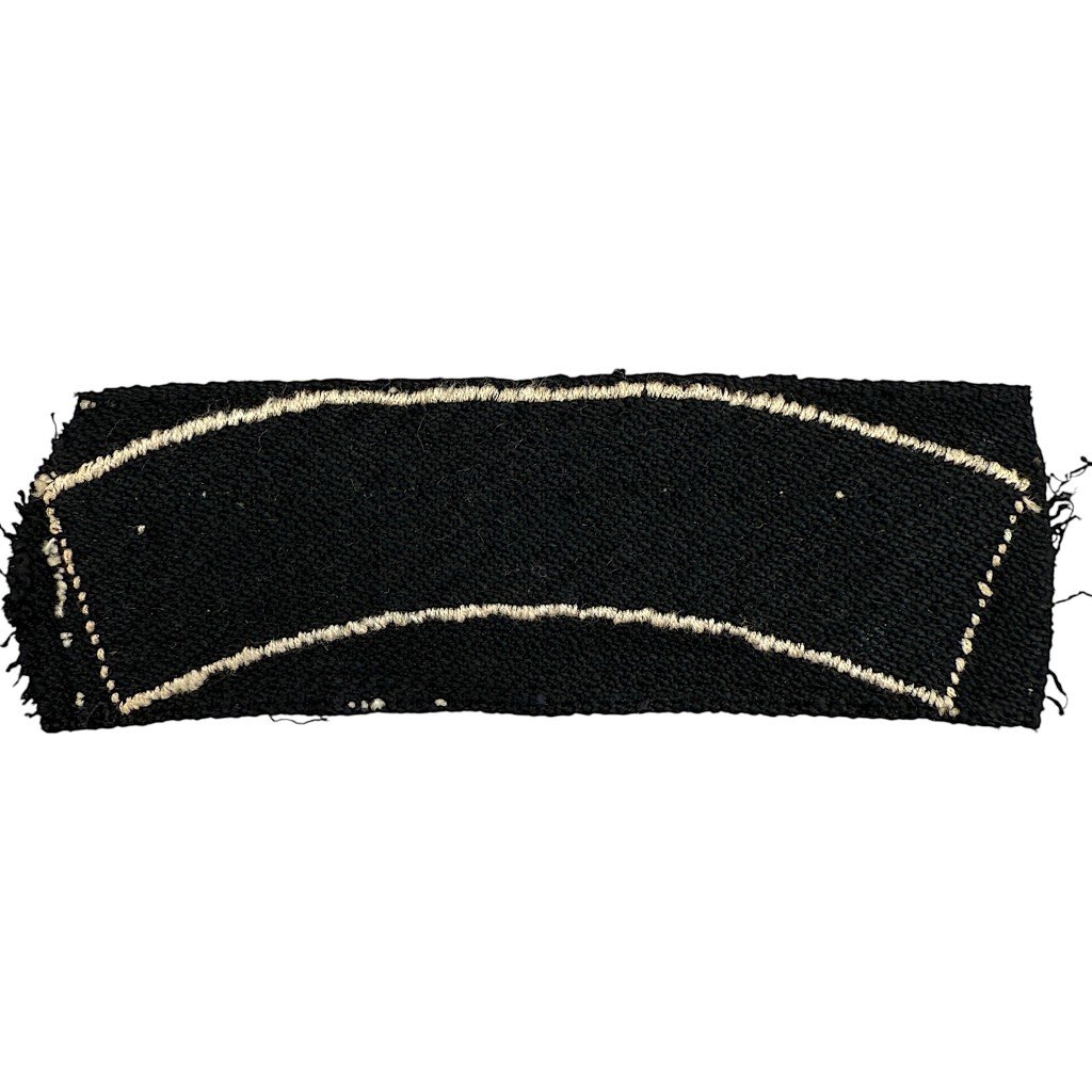 Original WWII Dutch 'Stoottroepen' cloth insignia — image 2