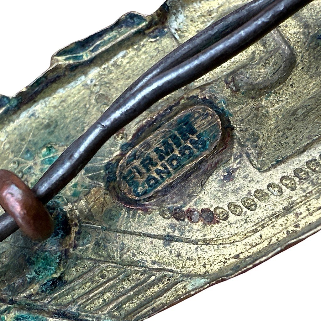 Original WW1 British Royal Tank Corps arm badge — image 3