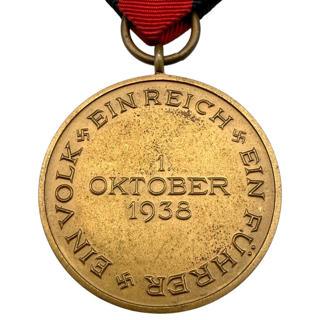 Original WWII German 'Sudetenland' medal — image 3