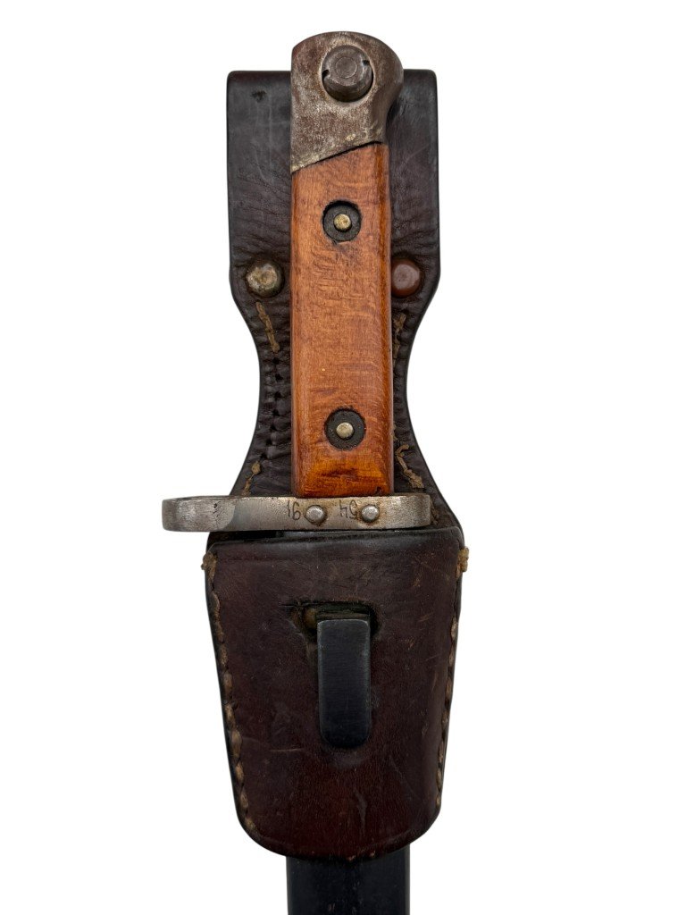 Original WW1 Austrian M1895 bayonet with leather frog — image 2
