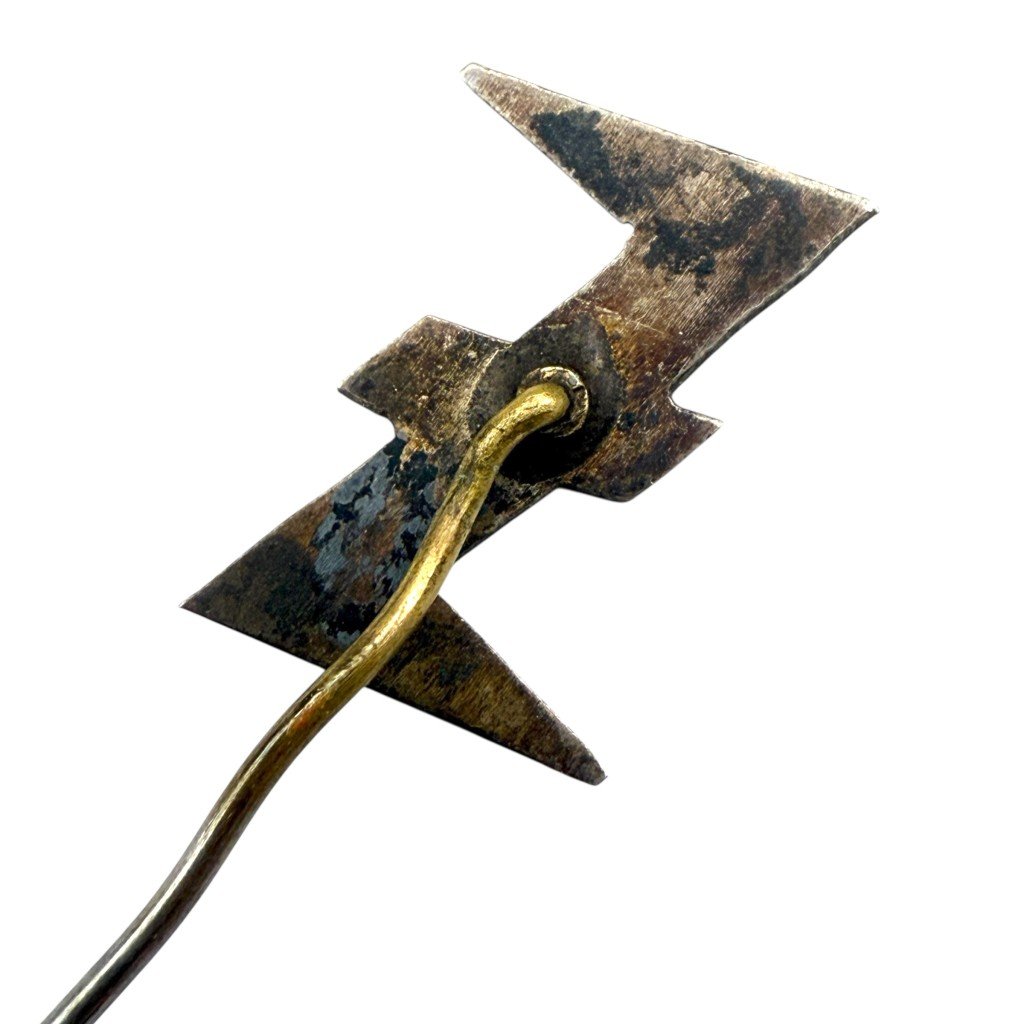 Original WWII Dutch NSB 'Wolfsangel' stickpin — image 2