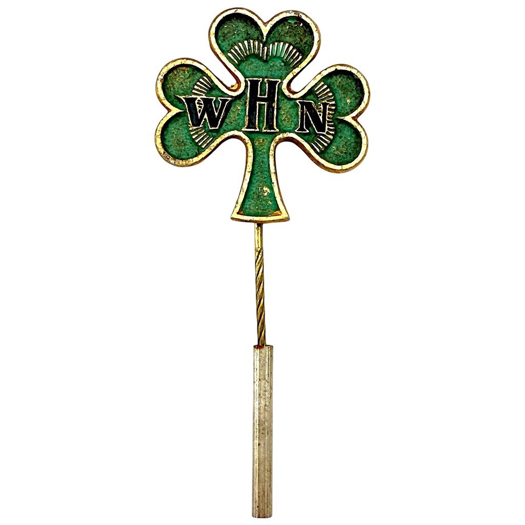 Original WWII Dutch Winterhulp Nederland pin