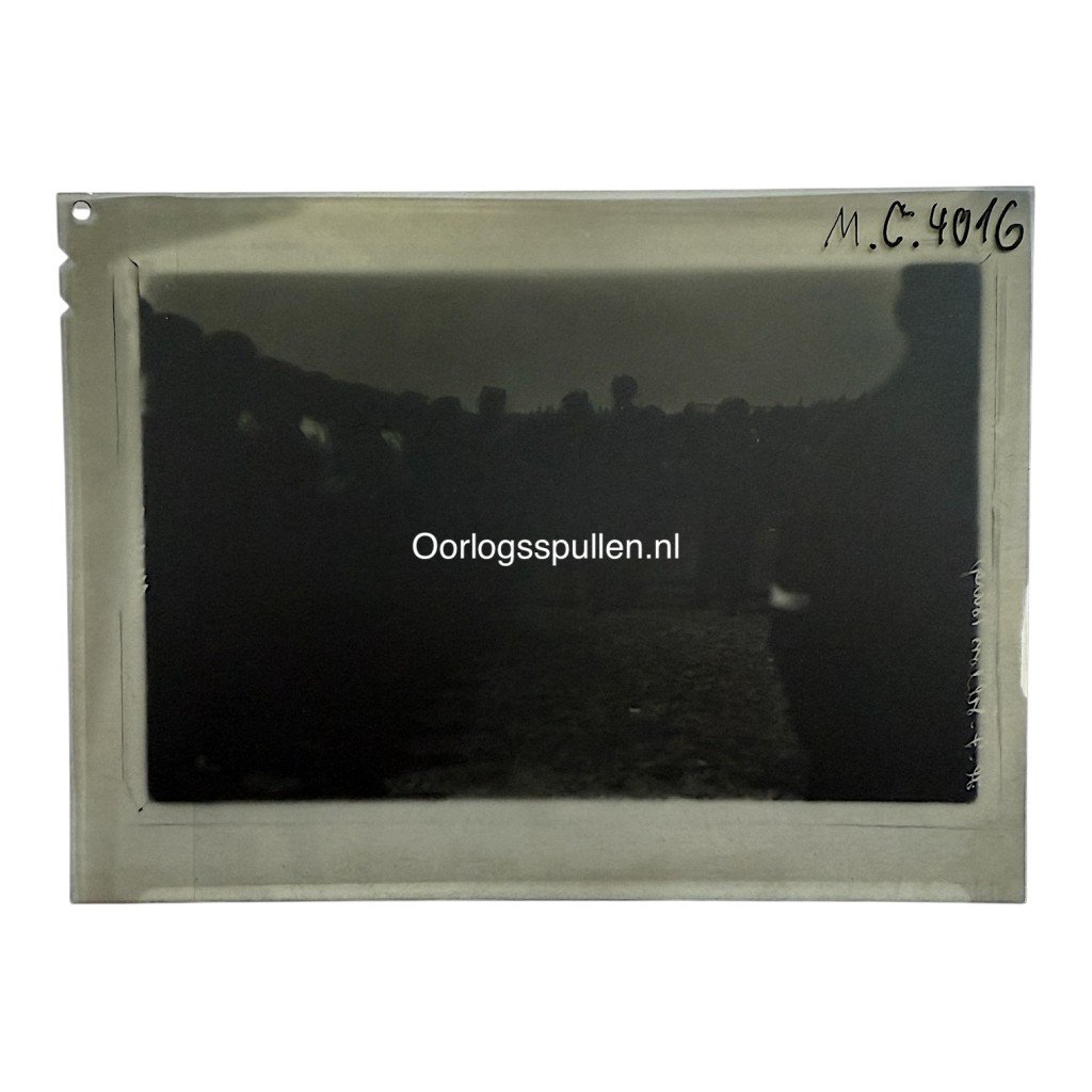 Original 1930s unpublished German HJ/SA photographic positive — image 2