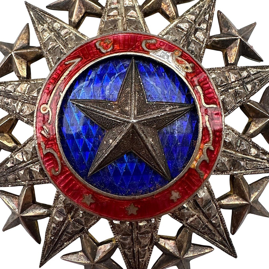 Original French Colonial Order of Nicham El Anouar — image 3