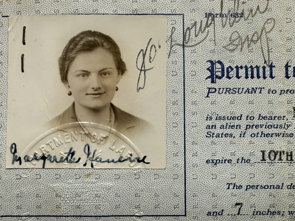 Original 1929-1936 US immigration cards from a German refuge — image 4