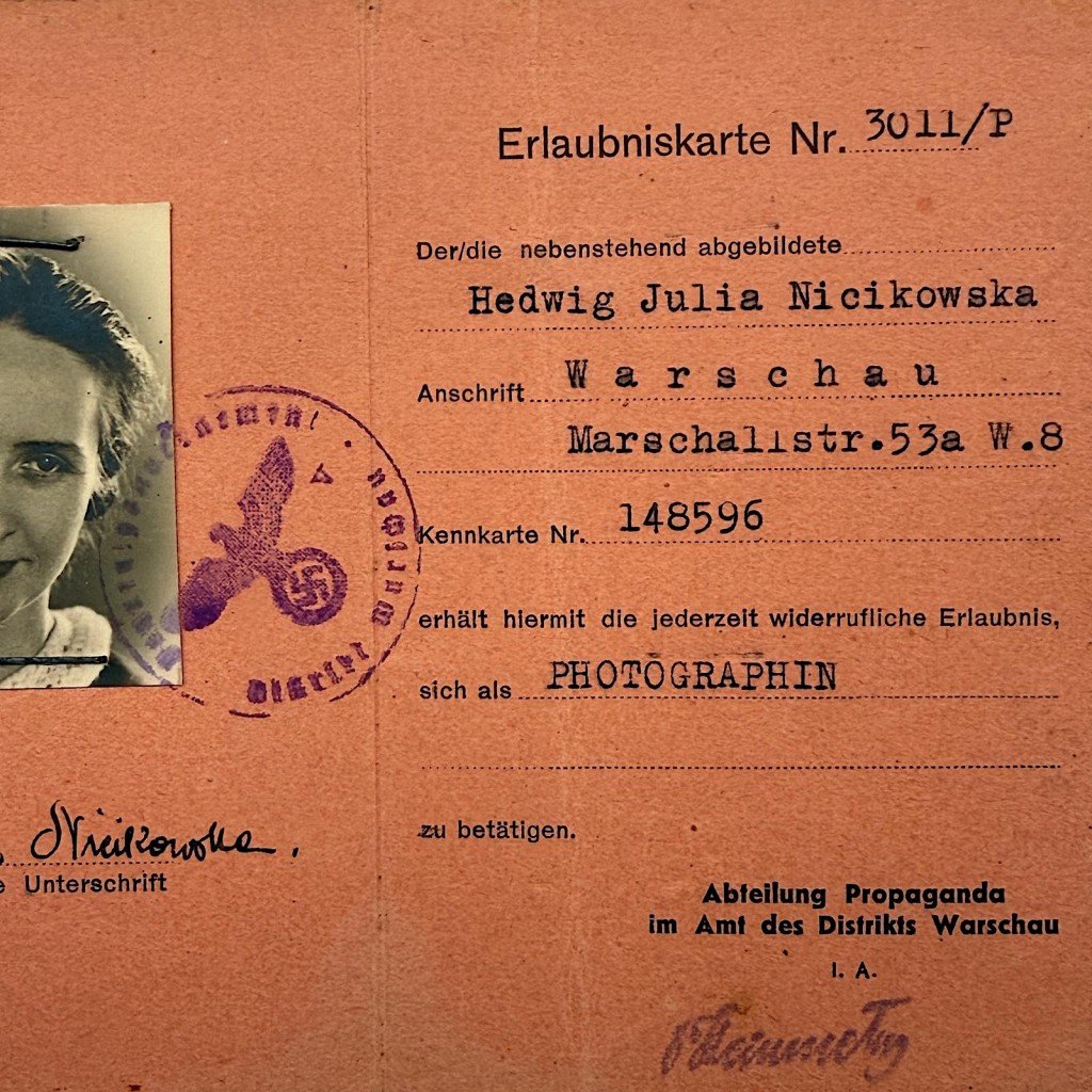 Original WWII German Erlaubniskarte Abteilung Propaganda im Amt des Distrikts Warschau in Poland — image 4