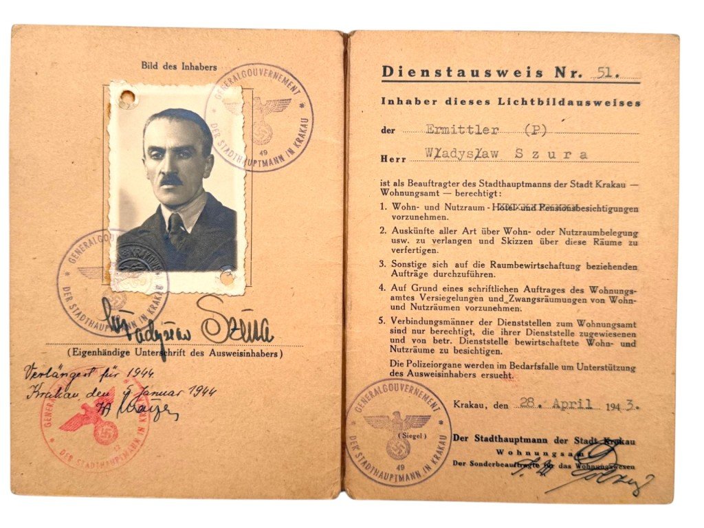 Original WWII German Dienstausweis Wohnungsamt Stadthauptmann der Stadt Krakau in Poland — image 3