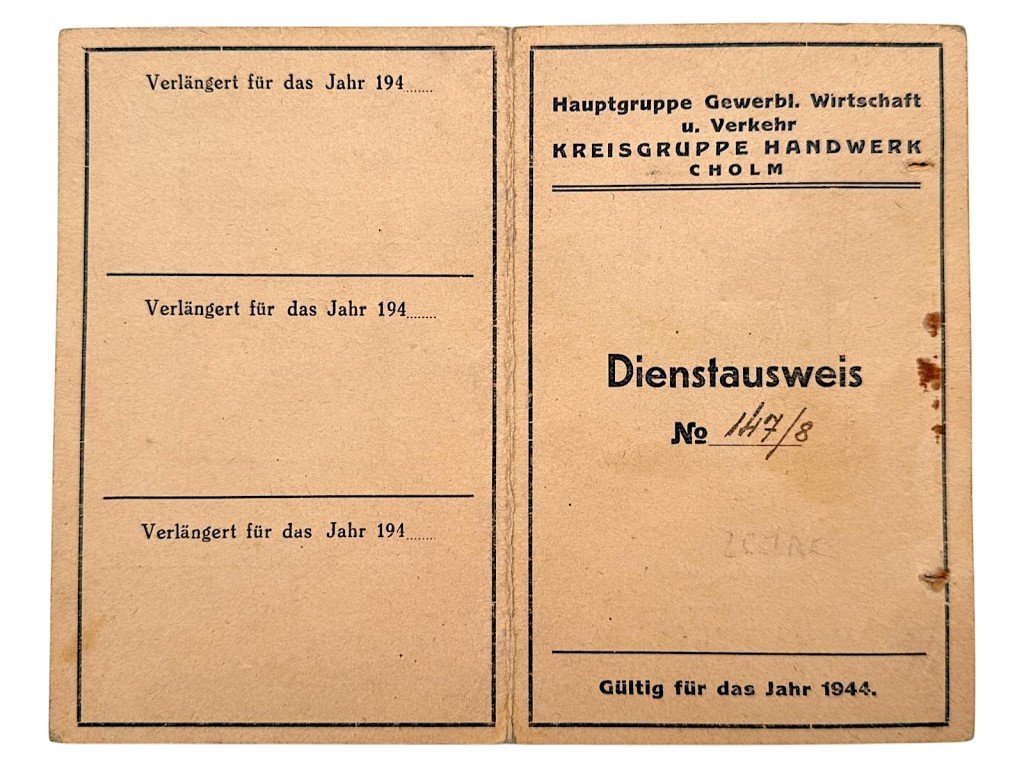 Original WWII German Dienstausweis Hauptgruppe Gewerbl. Wirtschaft u. Verkehr – Kreisgruppe Handwerk Cholm (District Lublin) in Poland — image 3