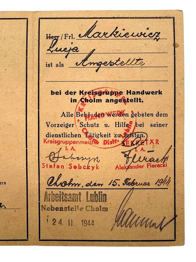 Original WWII German Dienstausweis Hauptgruppe Gewerbl. Wirtschaft u. Verkehr – Kreisgruppe Handwerk Cholm (District Lublin) in Poland — image 4