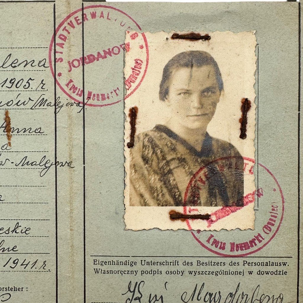 Original WWII German Personalausweis / Dowód Osobisty District of Krakau, Kreis Neumarkt (Nowy Targ), municipality of Jordanów in Poland — image 3