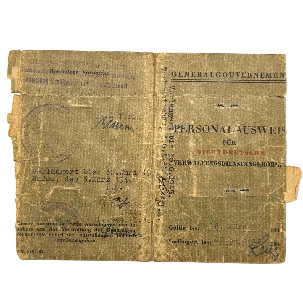 Original WWII German Personalausweis für Nichtdeutsche Verwaltungsdienstangehörige from Radom in Poland — image 2