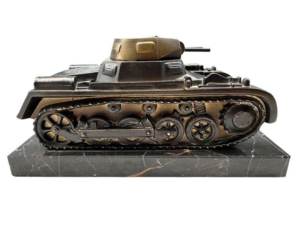 Original WWII German Panzerkampfwagen I in bronze on marble — image 2