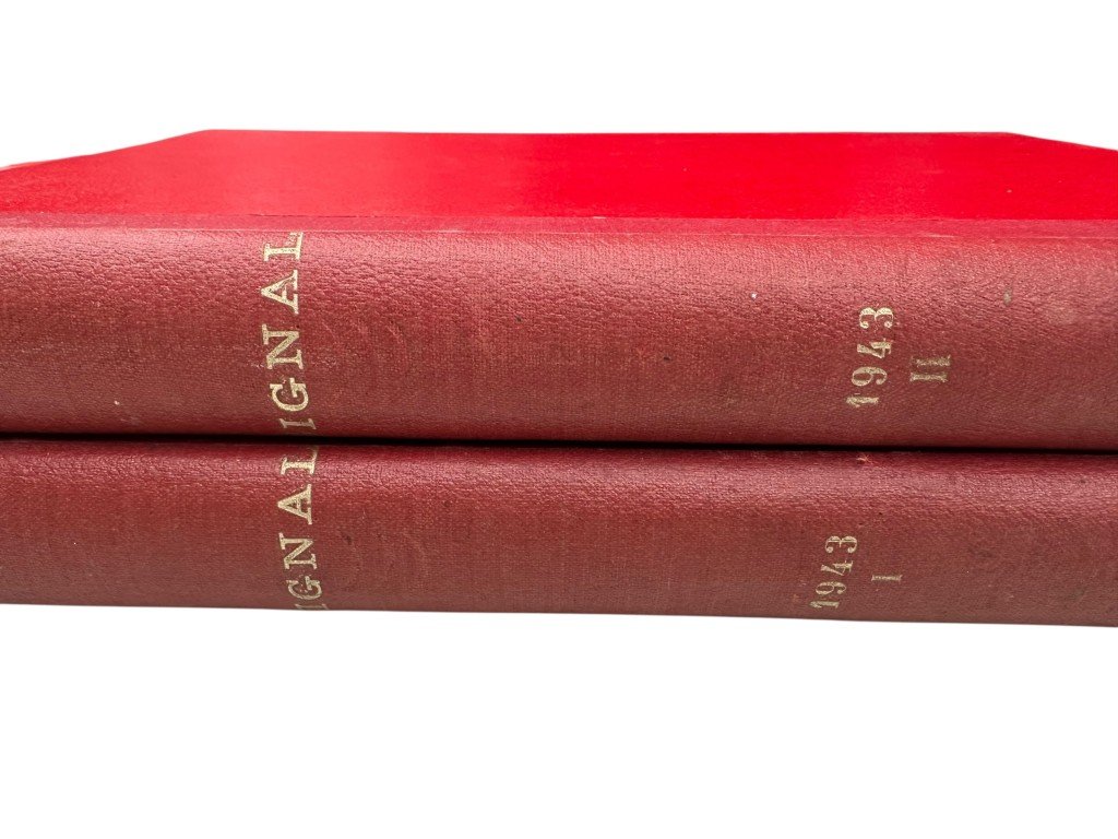 Original WWII Spanish/German two-volume bound annual edition of the magazine Signal (Spanish-language edition) 1943 — image 25