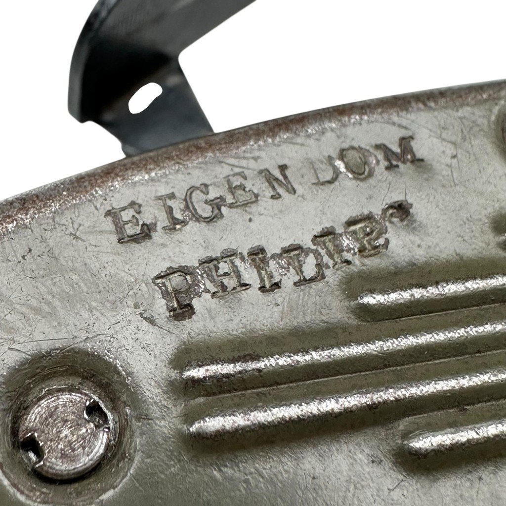 Original WWII Dutch Phillips 'Knijpkat' flashlight — image 2