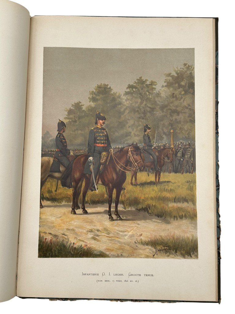 Original 1900 Dutch military books 'De Uniformen van de Nederlandsche Zee- en Landmacht hier te lande en in de koloniën' — image 10