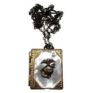 Original WWII USMC silver necklace with pendant
