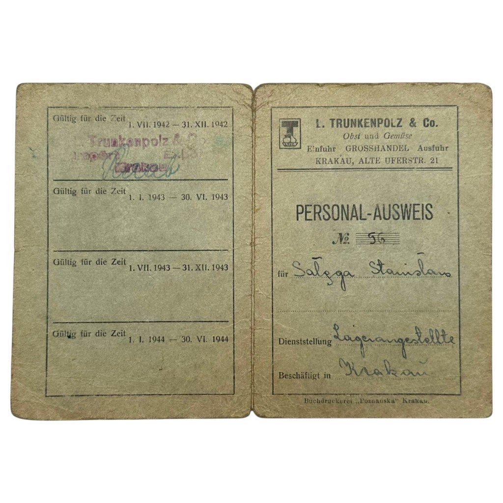 Original WWII German Personal-Ausweis Krakow in Poland 1942 — image 2