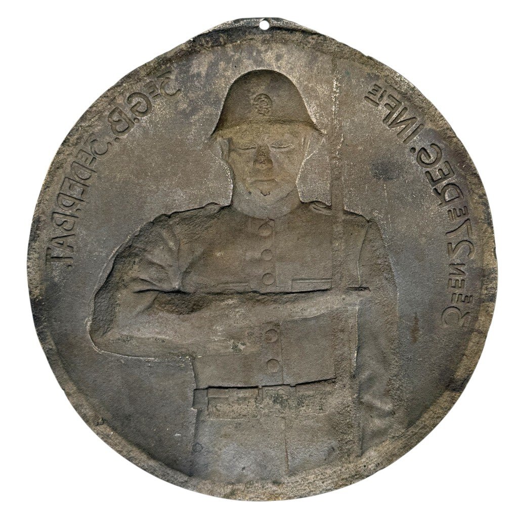 Original Pre 1940 Dutch army metal plaque 3 R.I. – 27 R.I. — image 4