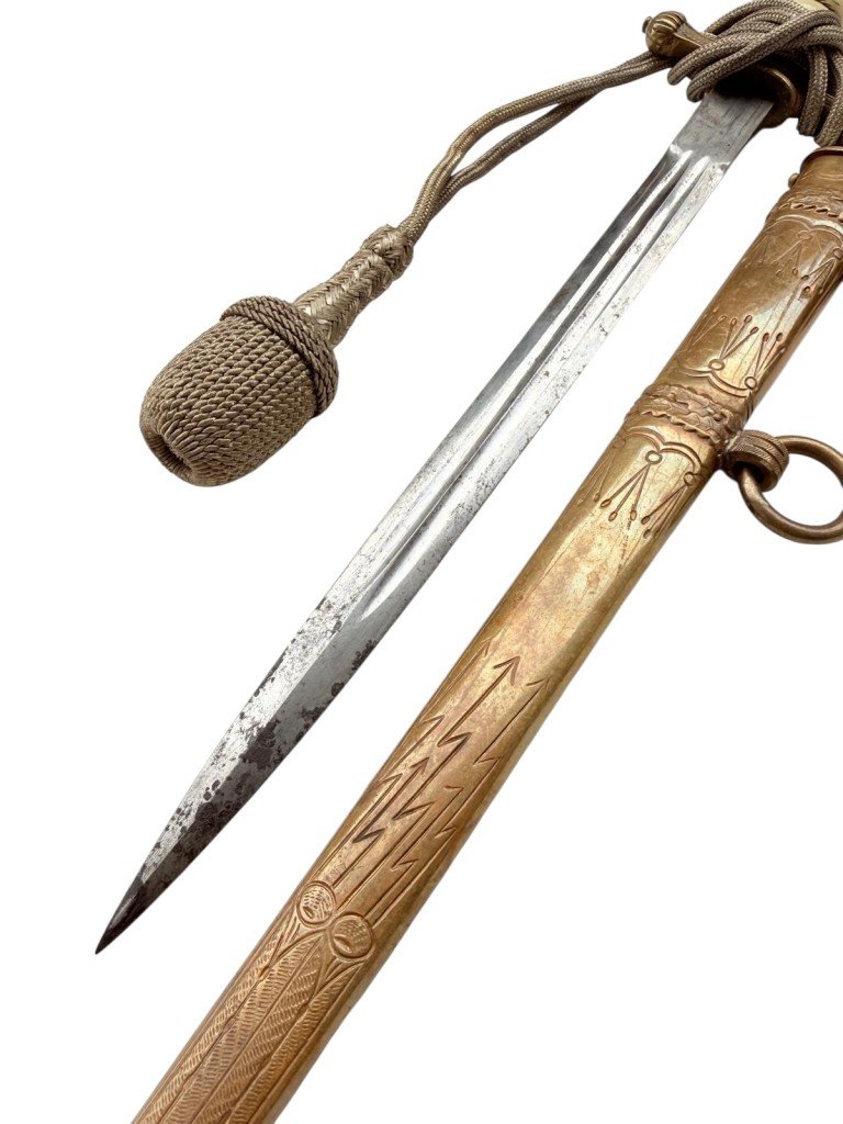 Original WWII German Kriegsmarine officers dagger with knot — image 10