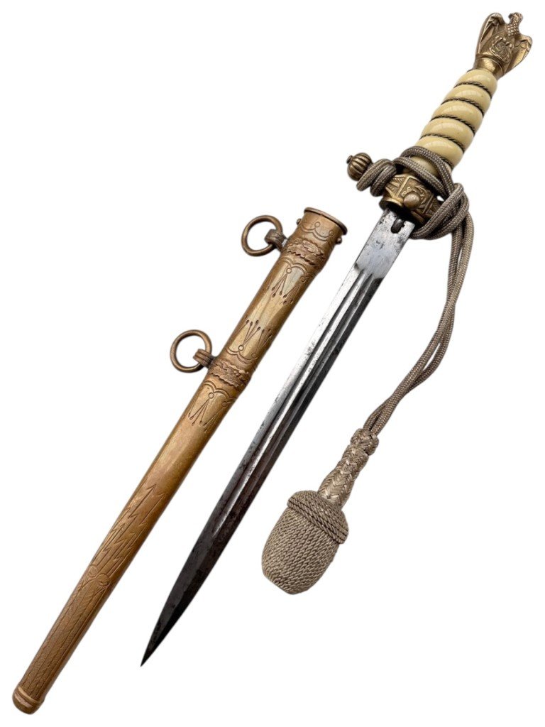Original WWII German Kriegsmarine officers dagger with knot — image 4