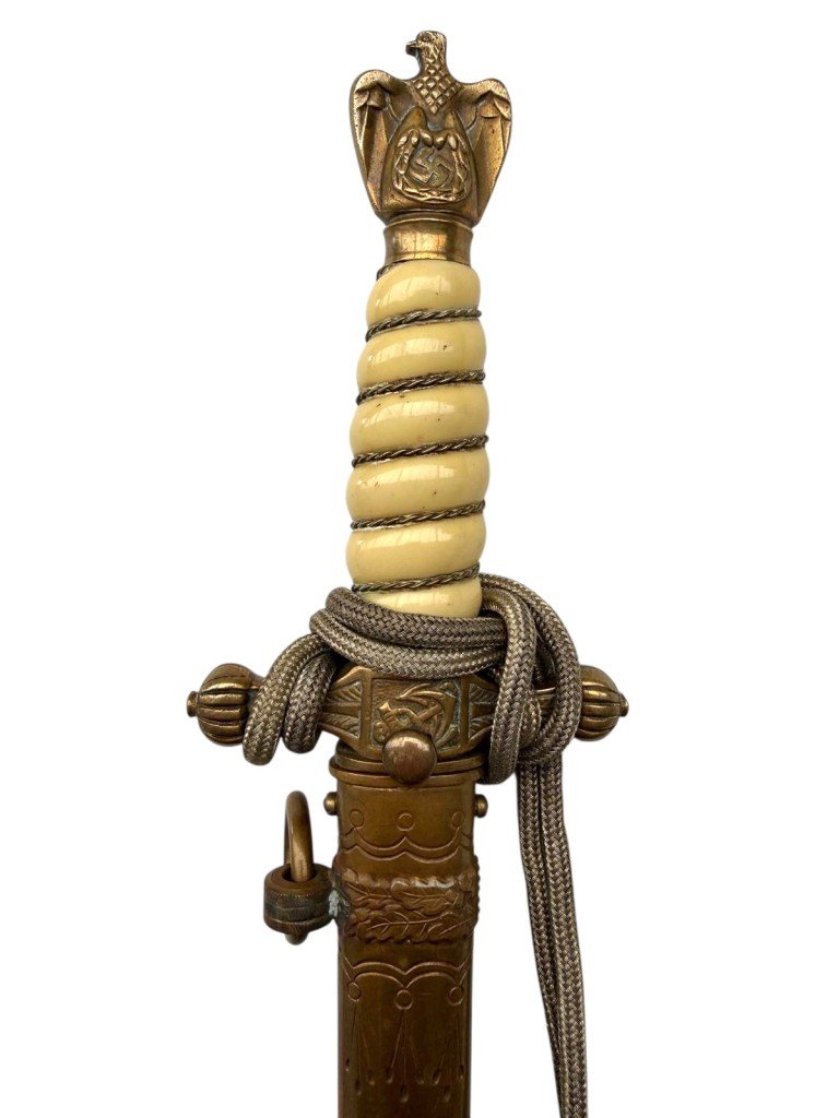 Original WWII German Kriegsmarine officers dagger with knot — image 6