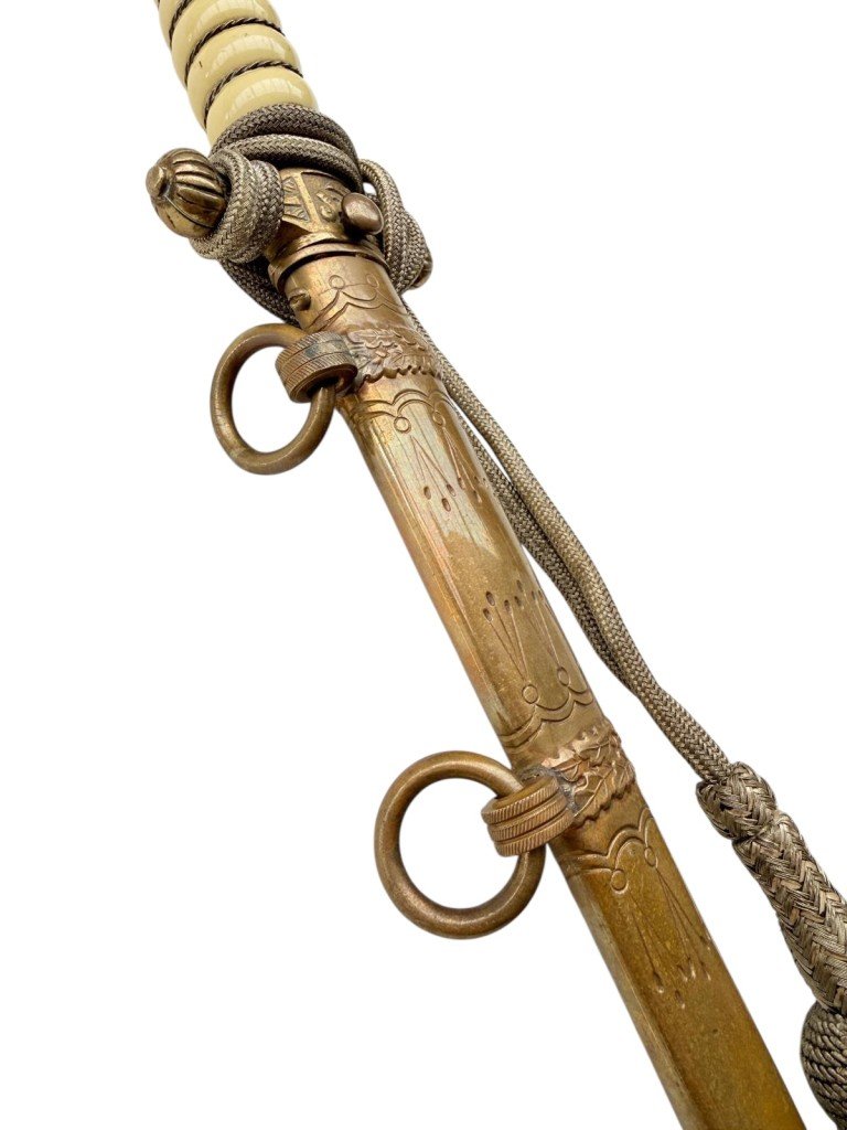 Original WWII German Kriegsmarine officers dagger with knot — image 7