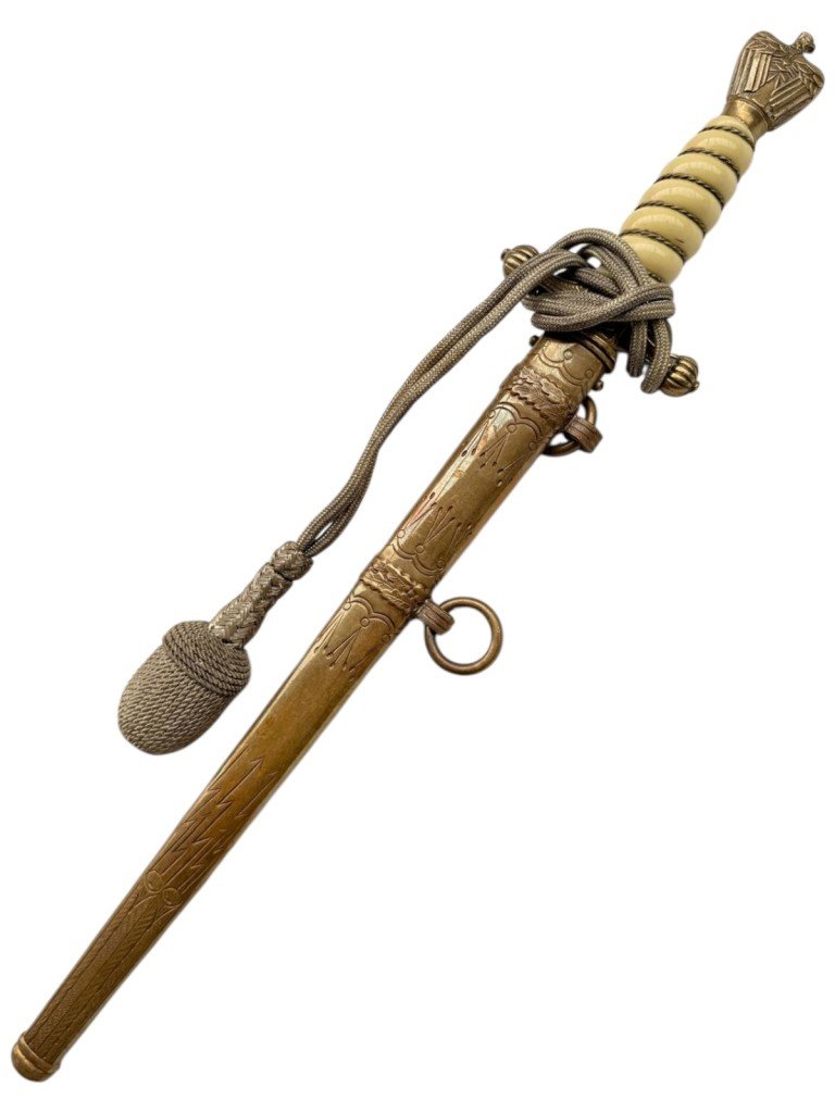 Original WWII German Kriegsmarine officers dagger with knot — image 8