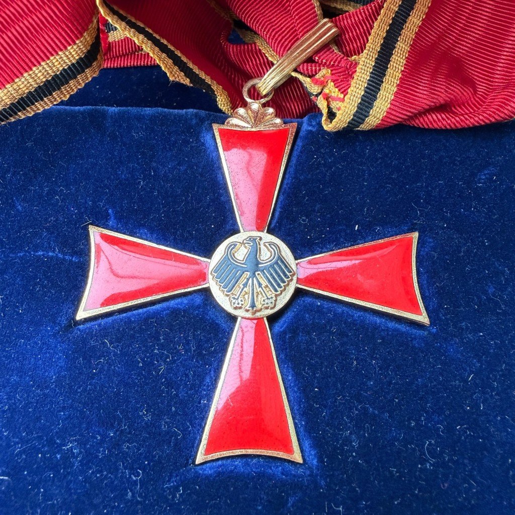Original Verdienstorden der Bundesrepublik Deutschland – Großes Verdienstkreuz mit Stern — image 3