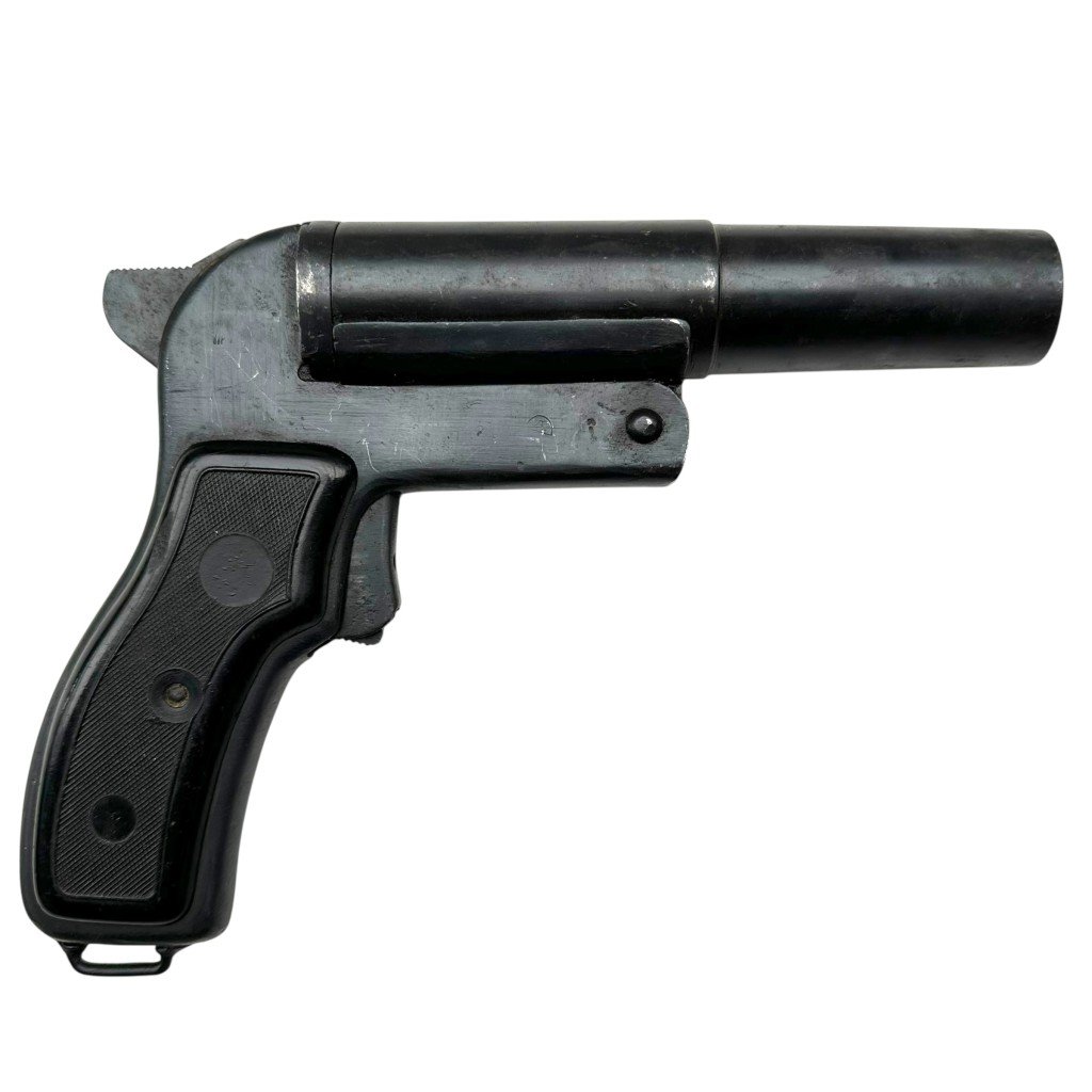 Original WWII Soviet/Russian SPSh-44 flare gun — image 4