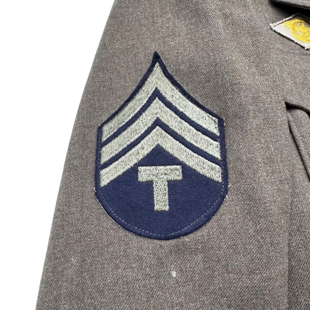 Original WWII US 7th army Class A Service Dress jacket — image 4