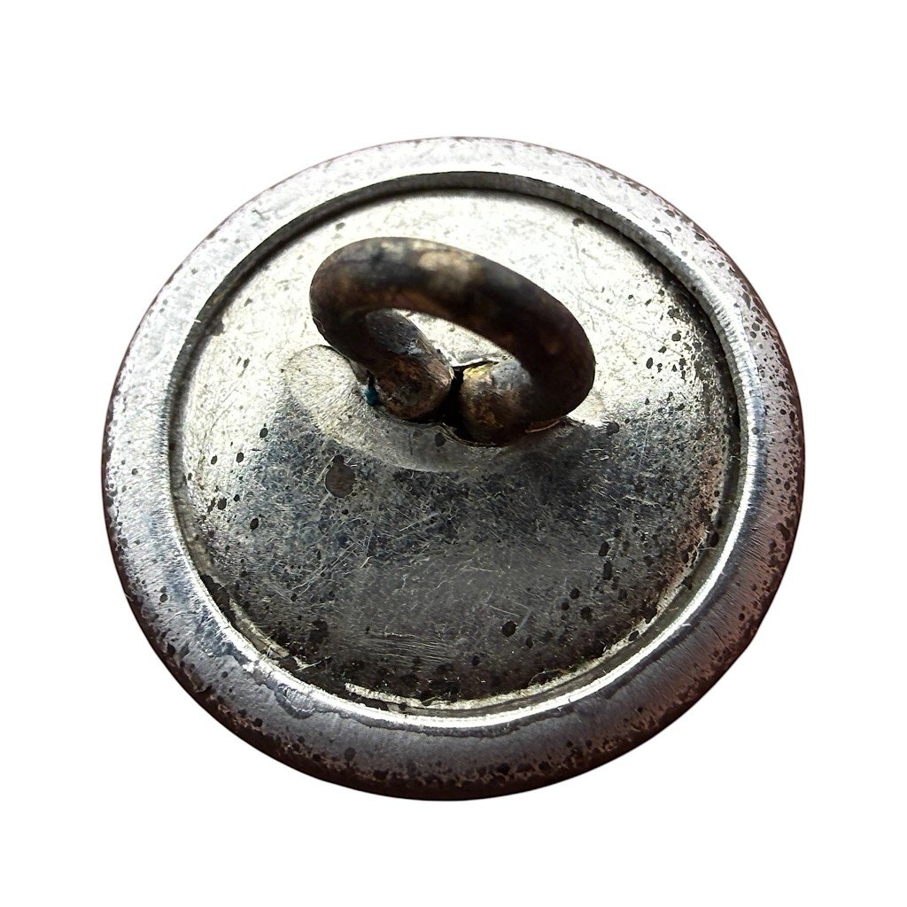 Original WWII German M43 field cap 12 mm button — image 2
