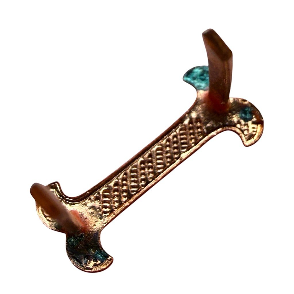 Original Pre 1940 Dutch army metal unit 'I' cap insignia — image 2