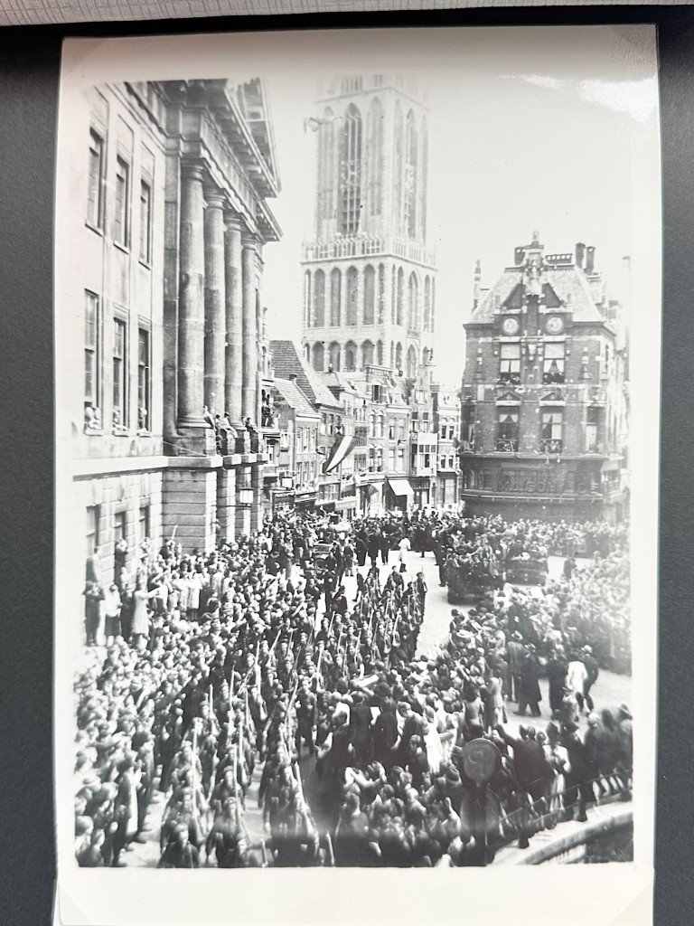 Original WWII Dutch photo album of the liberation of Utrecht — image 18
