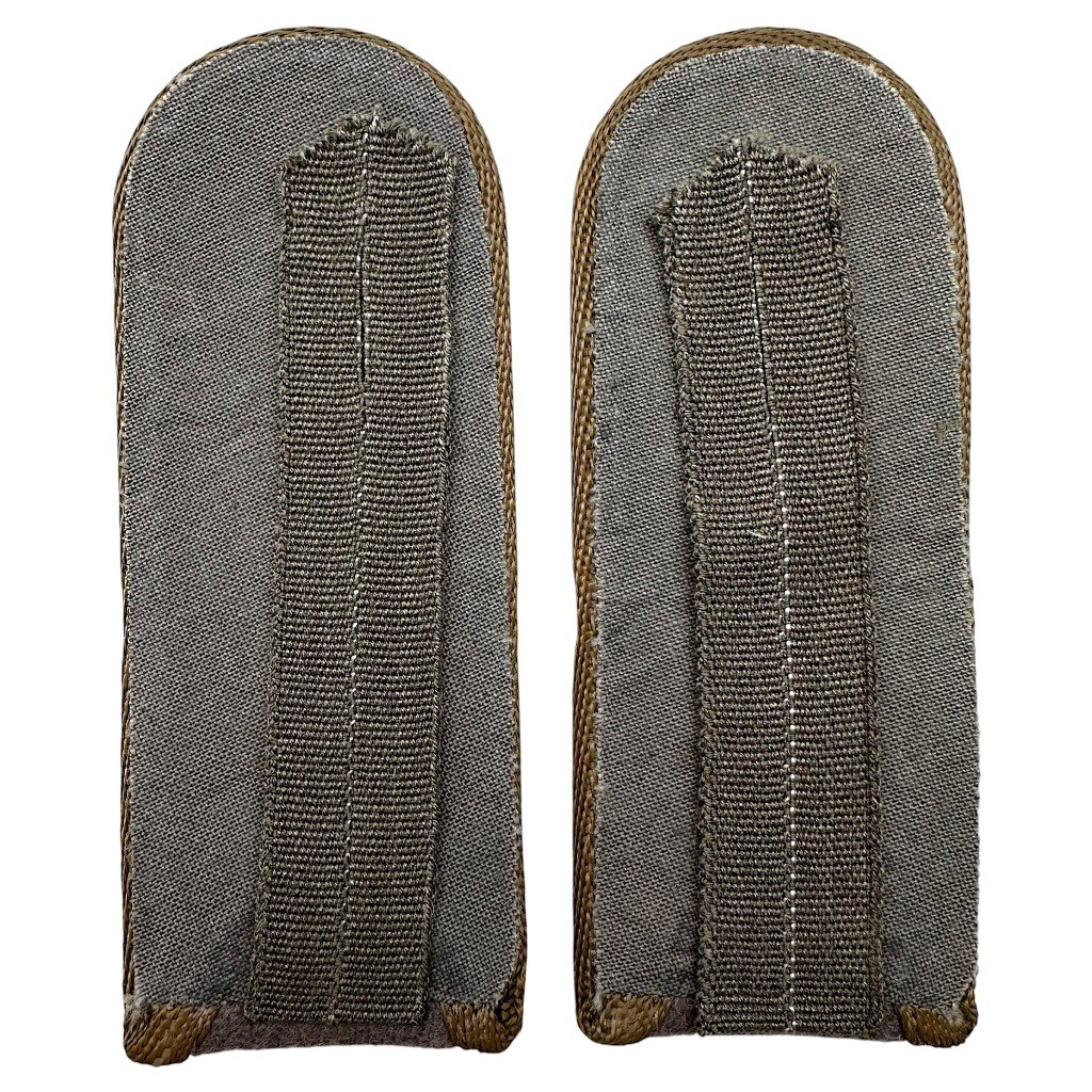 Original Cold War DDR era German NVA Soldat Felddienst shoulder boards for combat uniform — image 2