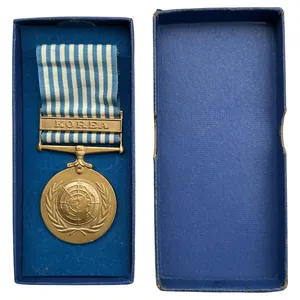Original 1950-1954 United Nations Korean War medal in box