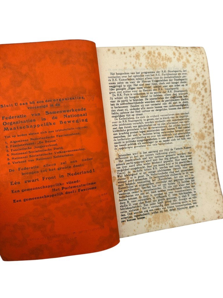 Original early 1930s Dutch set of three Fascist brochures — image 10