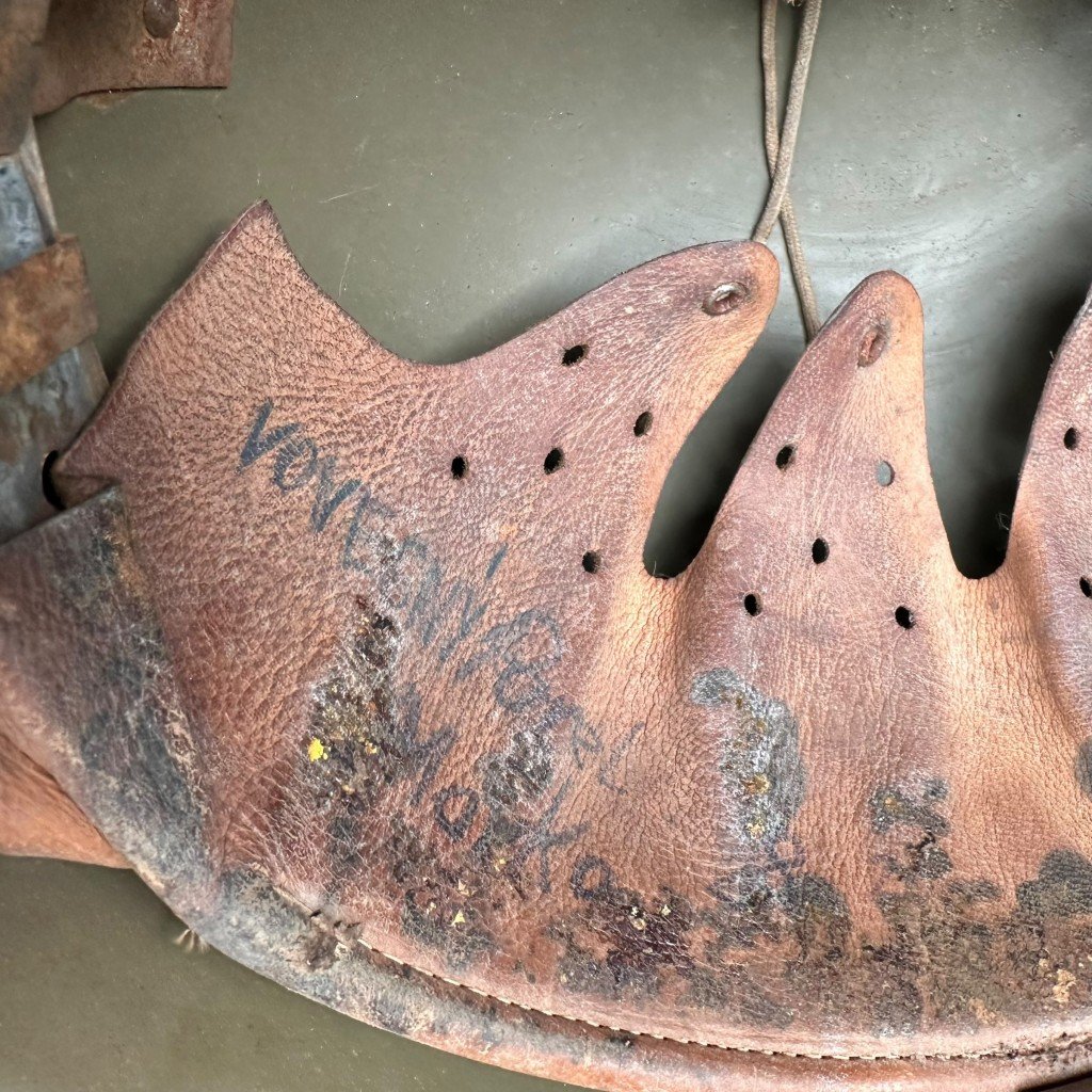 Original Cold War era Czechoslovakian M53 military helmet — image 6